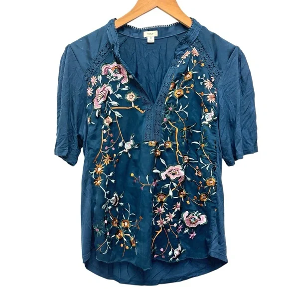 Anthropologie Tiny Eliana Embroidered Top - Picture 2 of 13